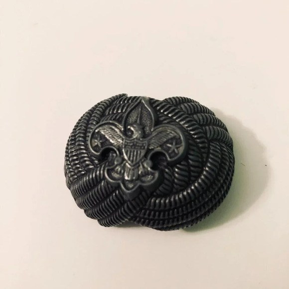 Vintage Boy Scout Neckerchief Slide Scarf  Slider Eagle Crest - Picture 1 of 8
